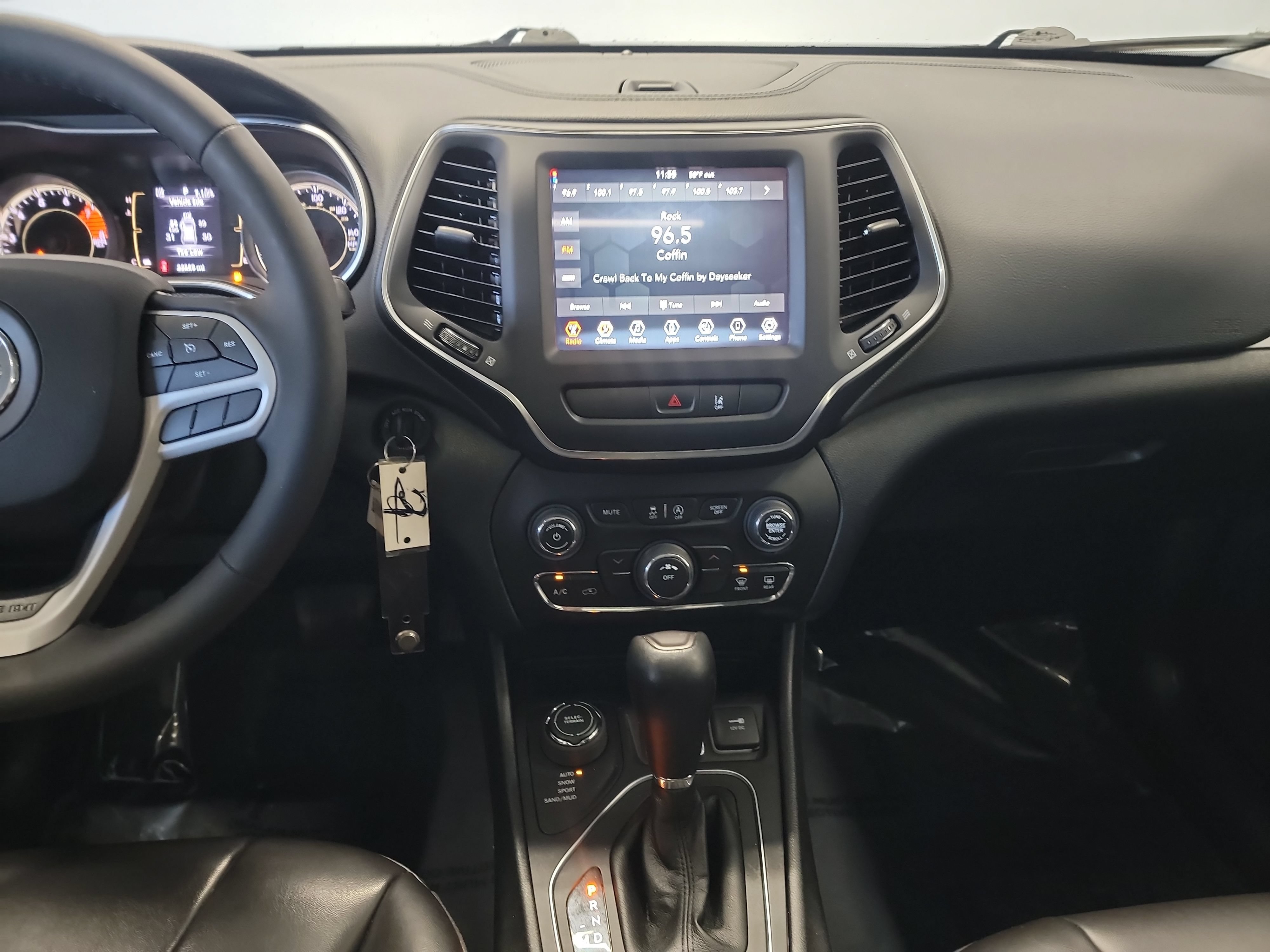 Used 2022 Jeep Cherokee Latitude w/ Sun & Sound Group AWD/4WD image 20