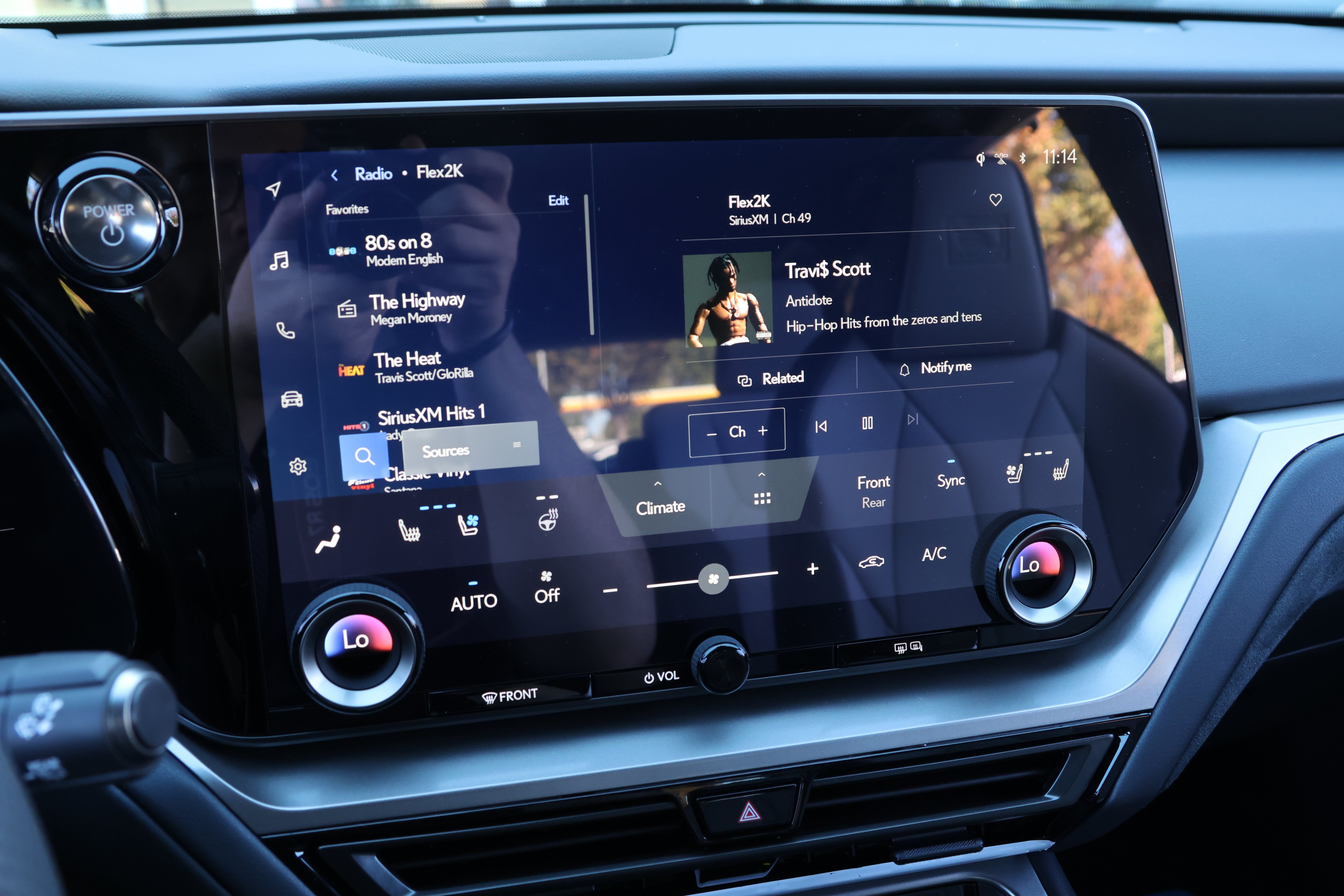 New 2026 Lexus TX 500h AWD image 18