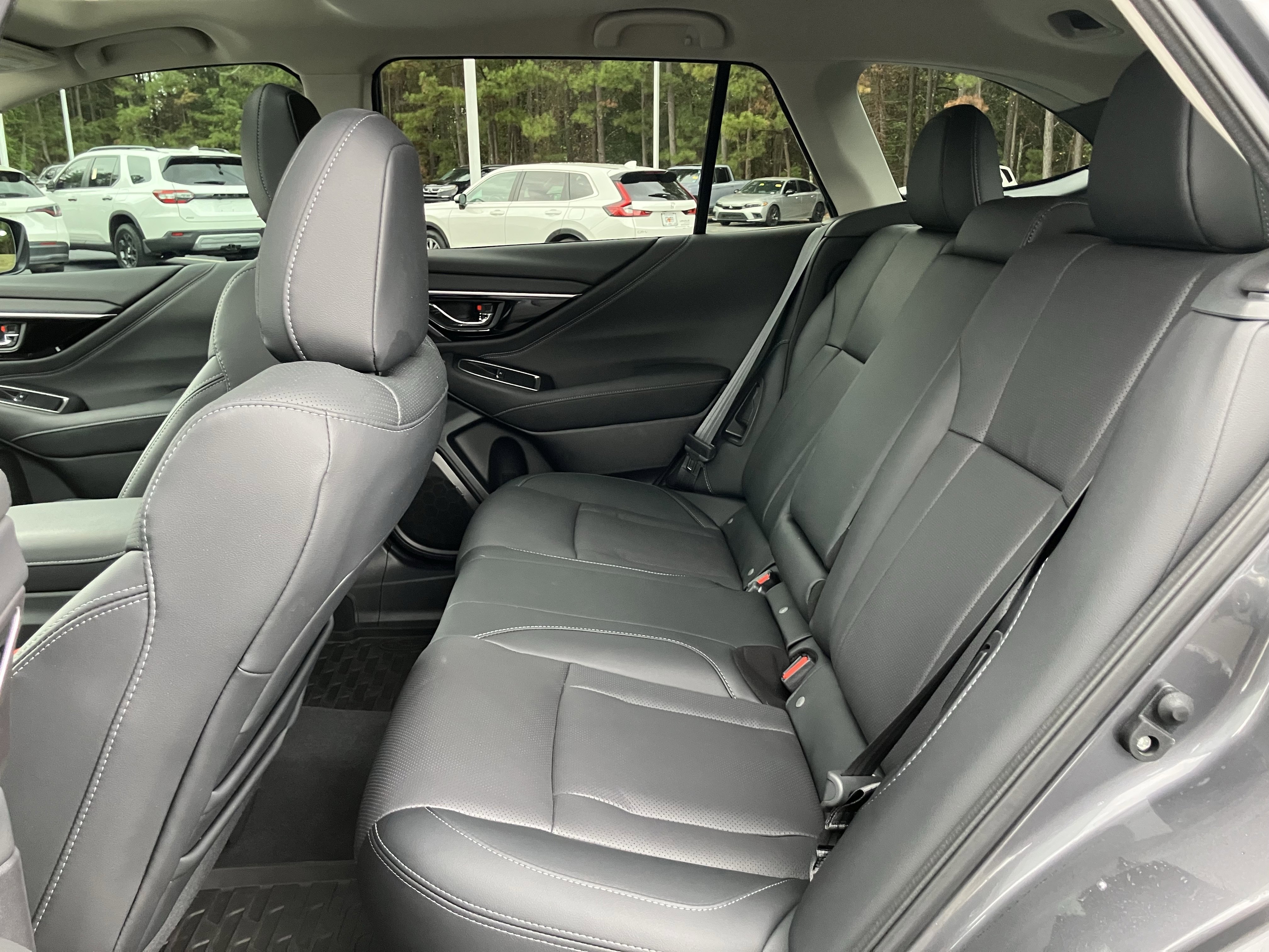 Used 2025 Subaru Outback Touring XT image 33