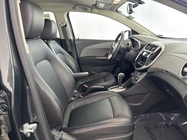 Used 2018 Chevrolet Sonic Premier FWD image 20