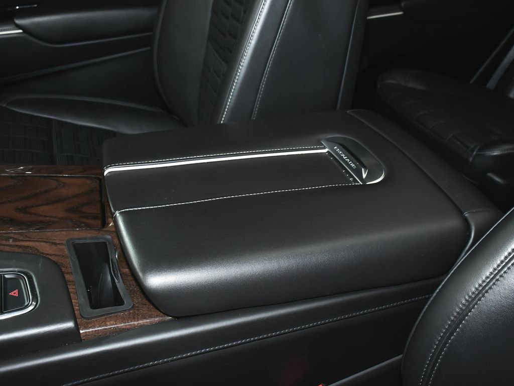 Used 2022 Cadillac Escalade Premium Luxury Platinum image 41