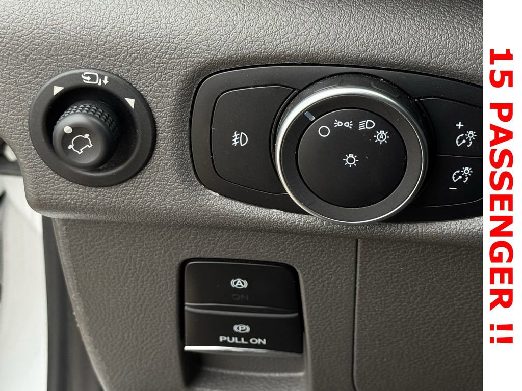 Used 2023 Ford Transit 350 XLT image 21