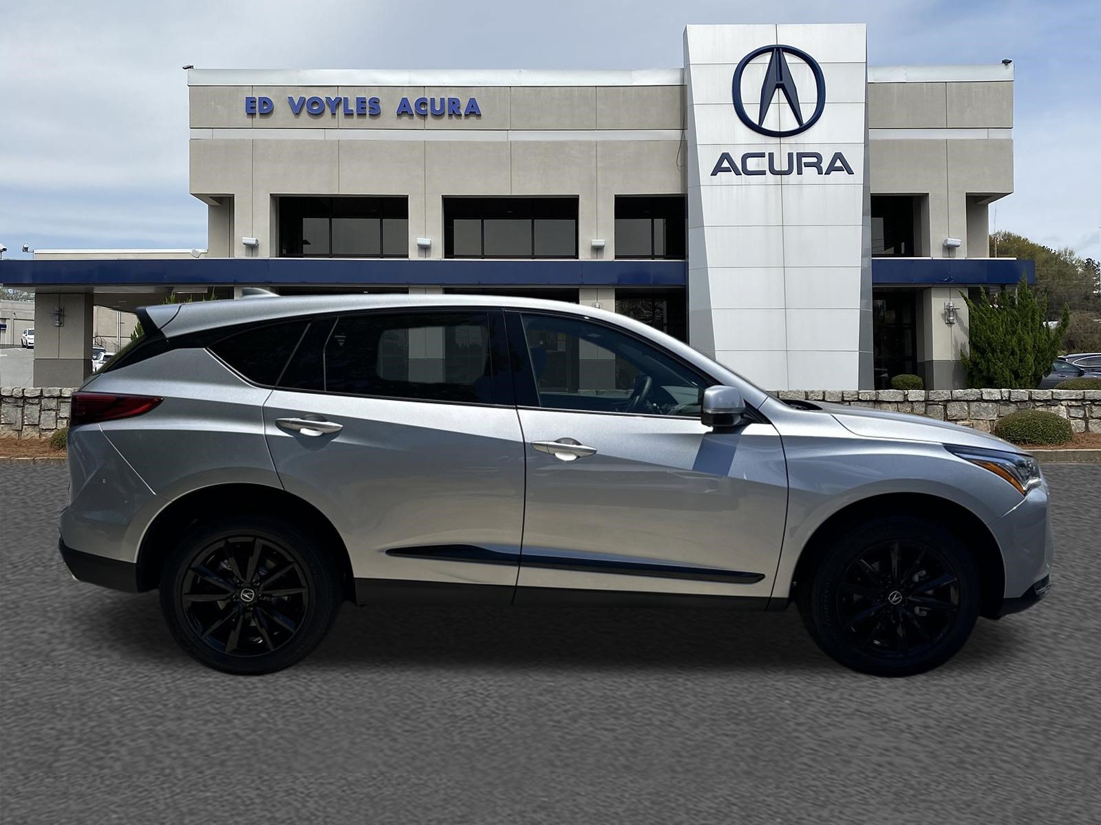 New 2026 Acura RDX SH-AWD image 4