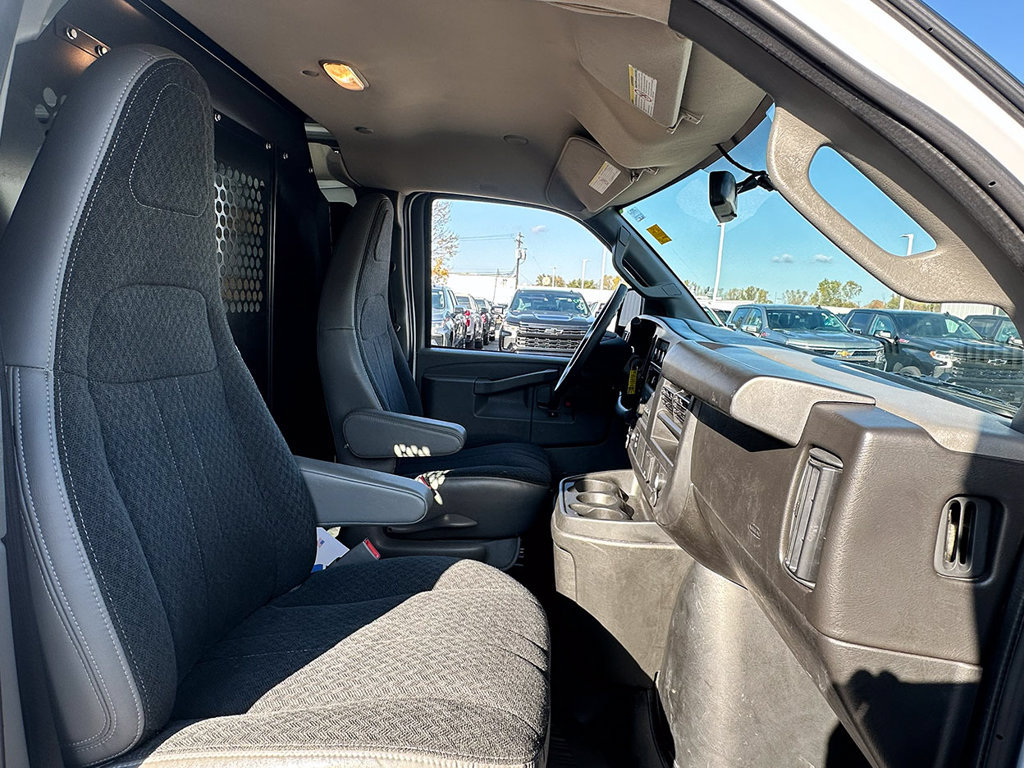 Used 2025 GMC Savana 2500 w/ Driver Convenience Package RWD image 24