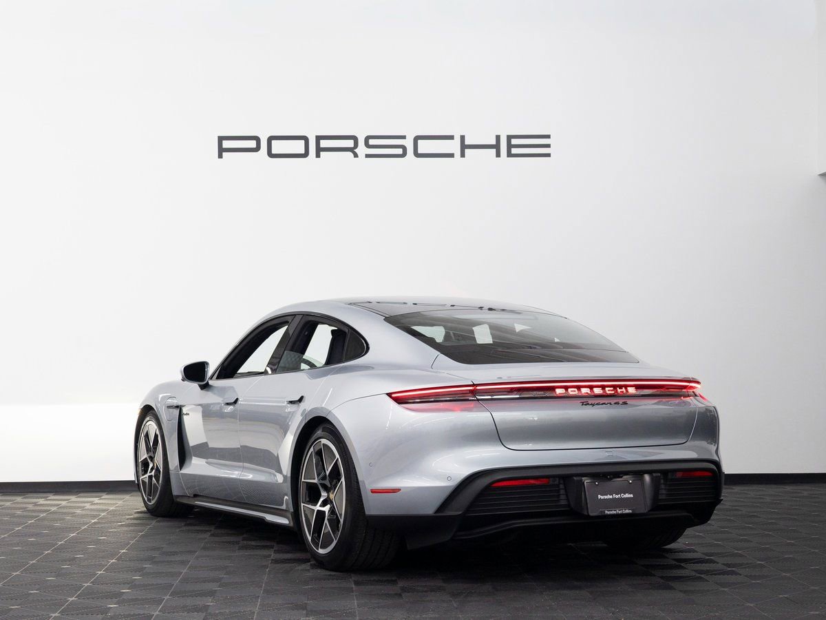 New 2025 Porsche Taycan 4S image 3