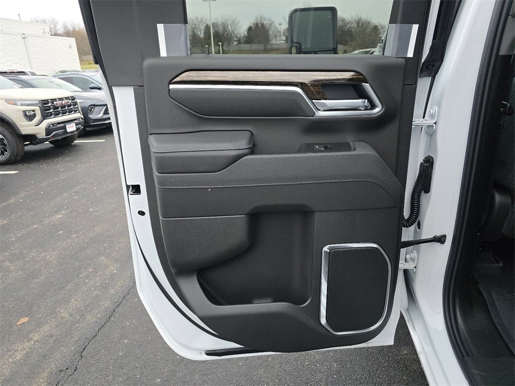New 2026 GMC Sierra 3500 SLE image 22