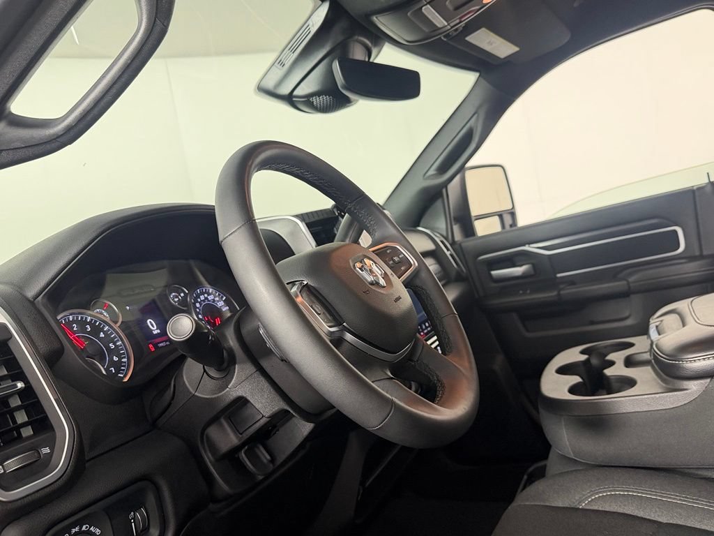 Certified 2025 RAM 2500 Big Horn AWD/4WD image 23