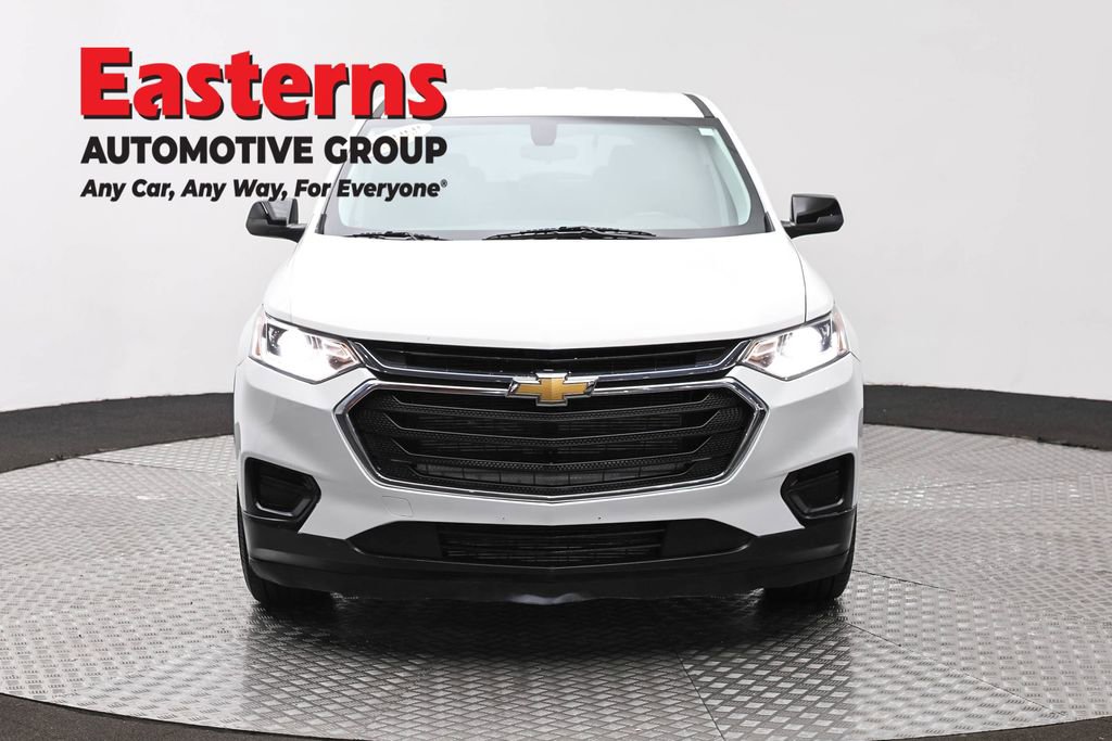 Used 2021 Chevrolet Traverse LS w/ LPO, Floor Liner Package AWD/4WD image 2