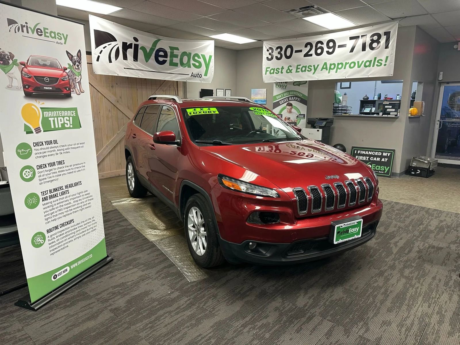 Used 2015 Jeep Cherokee Latitude w/ Comfort/Convenience Group