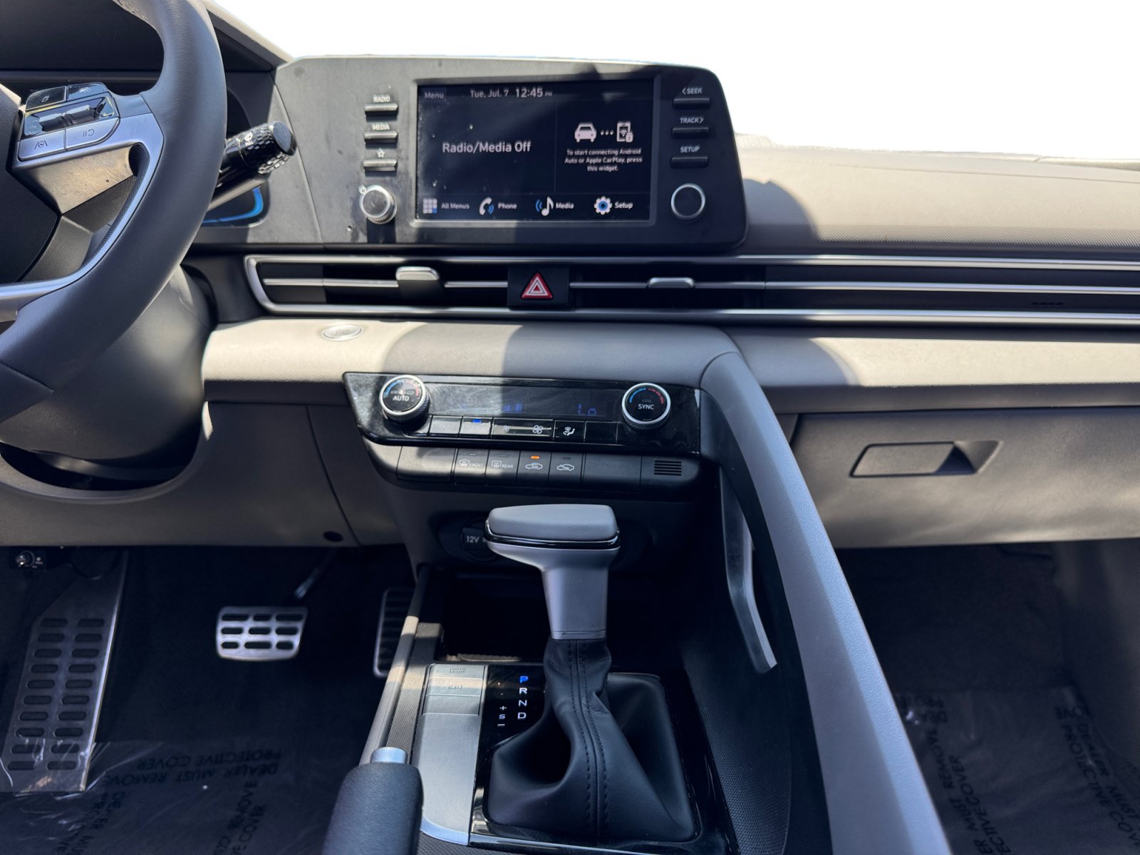 Used 2026 Hyundai Elantra Sport FWD image 11