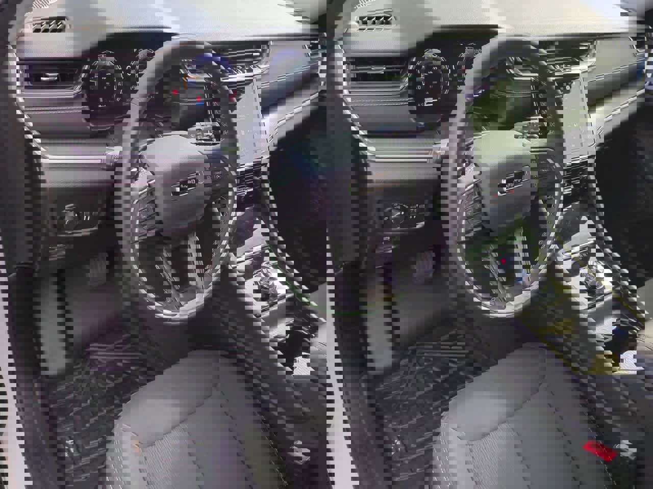 Used 2023 Jeep Grand Cherokee L Laredo image 10