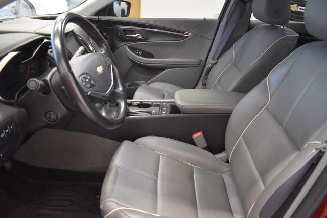 Used 2017 Chevrolet Impala Premier w/ Enhanced Convenience Package FWD image 22