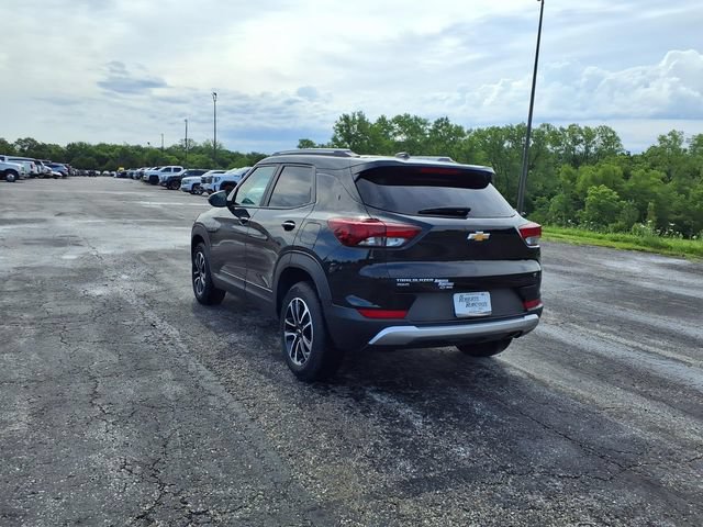 Used 2025 Chevrolet TrailBlazer LT AWD/4WD image 25