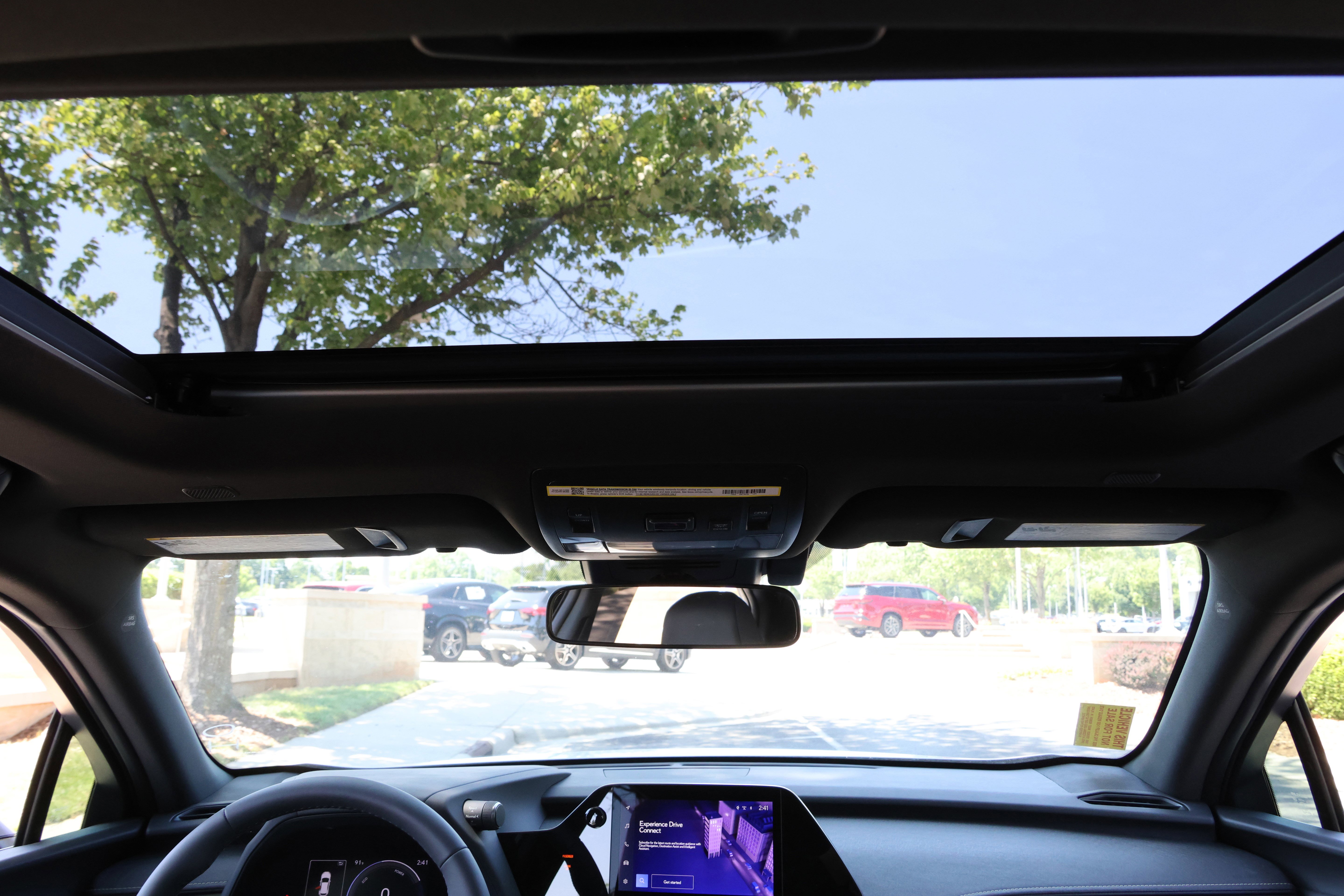 Used 2026 Lexus UX 300h FWD image 30