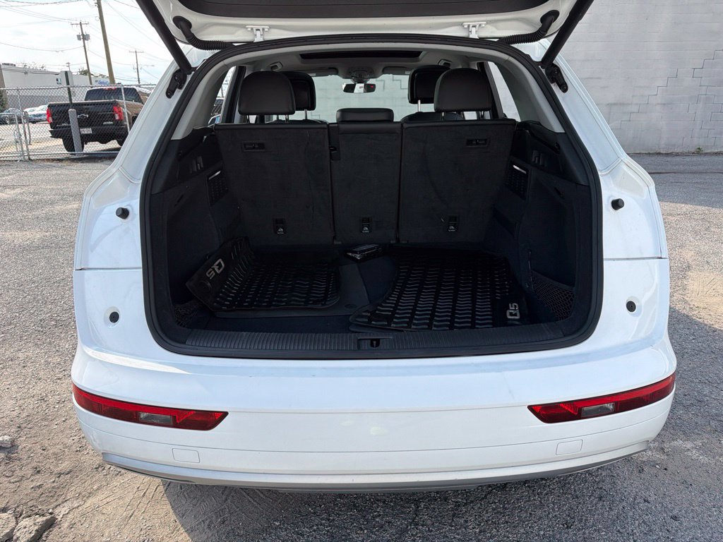 Used 2018 Audi Q5 2.0T Premium AWD/4WD image 12