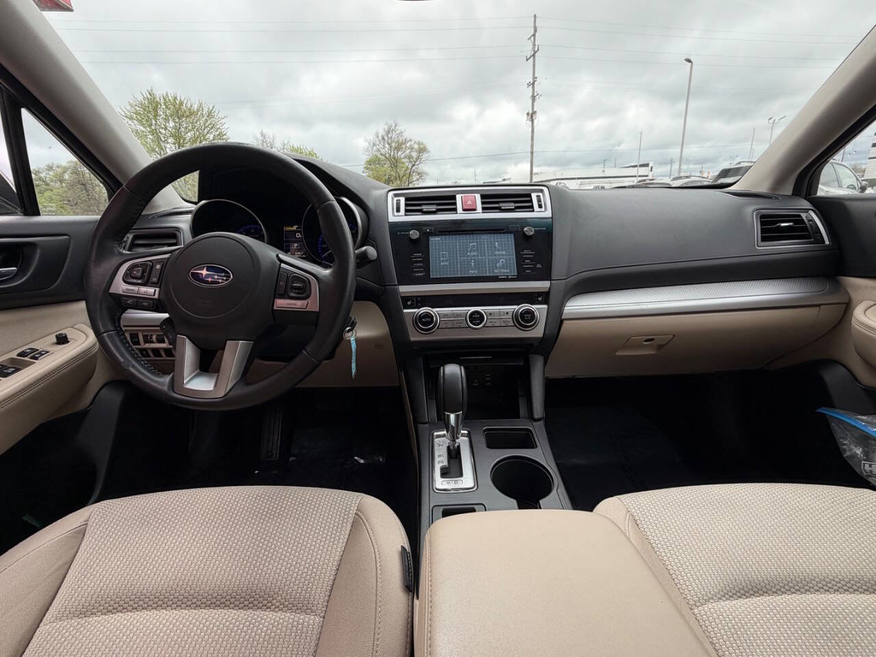 Used 2015 Subaru Outback 2.5i Premium AWD/4WD image 17