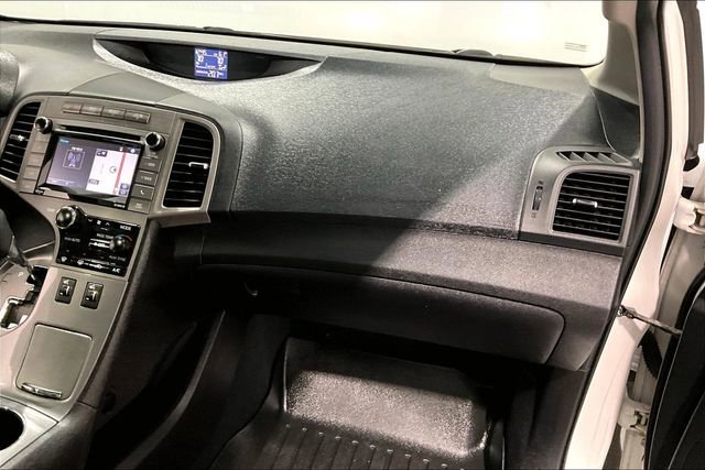Used 2016 Toyota Venza AWD image 28