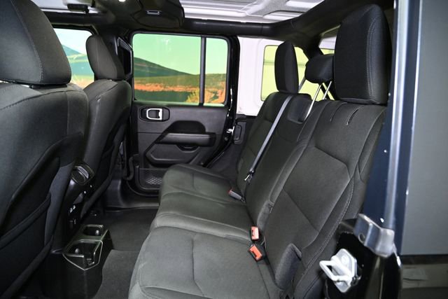 Used 2021 Jeep Wrangler Unlimited Sahara image 47