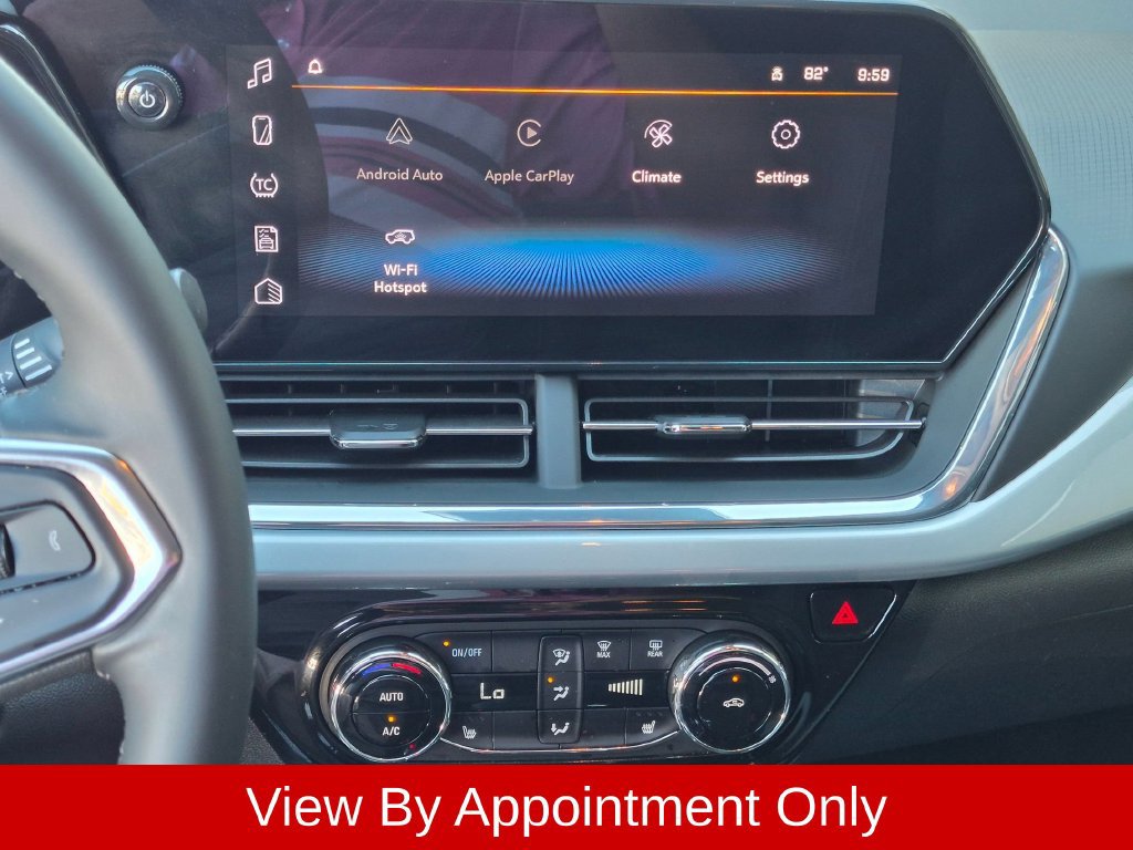 Used 2025 Chevrolet Trax LT w/ LT Convenience Package FWD image 21
