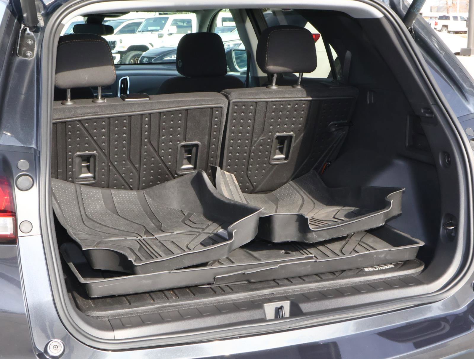 Used 2023 Chevrolet Equinox LT FWD image 21