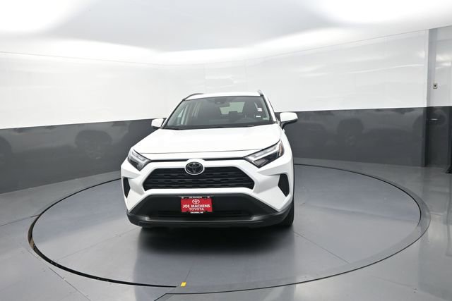 Used 2025 Toyota RAV4 XLE AWD/4WD image 27