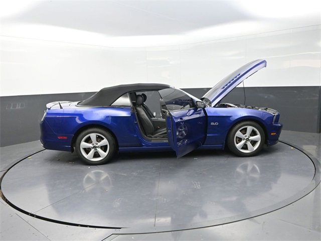 Used 2013 Ford Mustang GT Premium w/ Electronics Pkg image 38