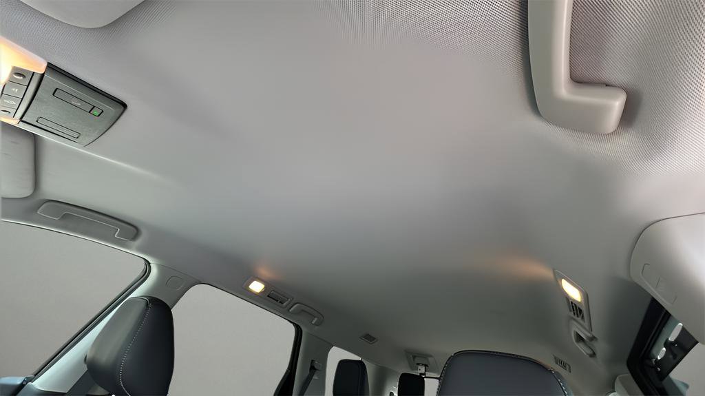 Used 2022 Nissan Pathfinder SL image 17