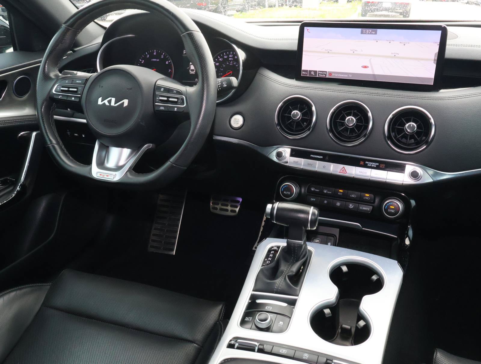 Used 2022 Kia Stinger GT1 RWD image 10