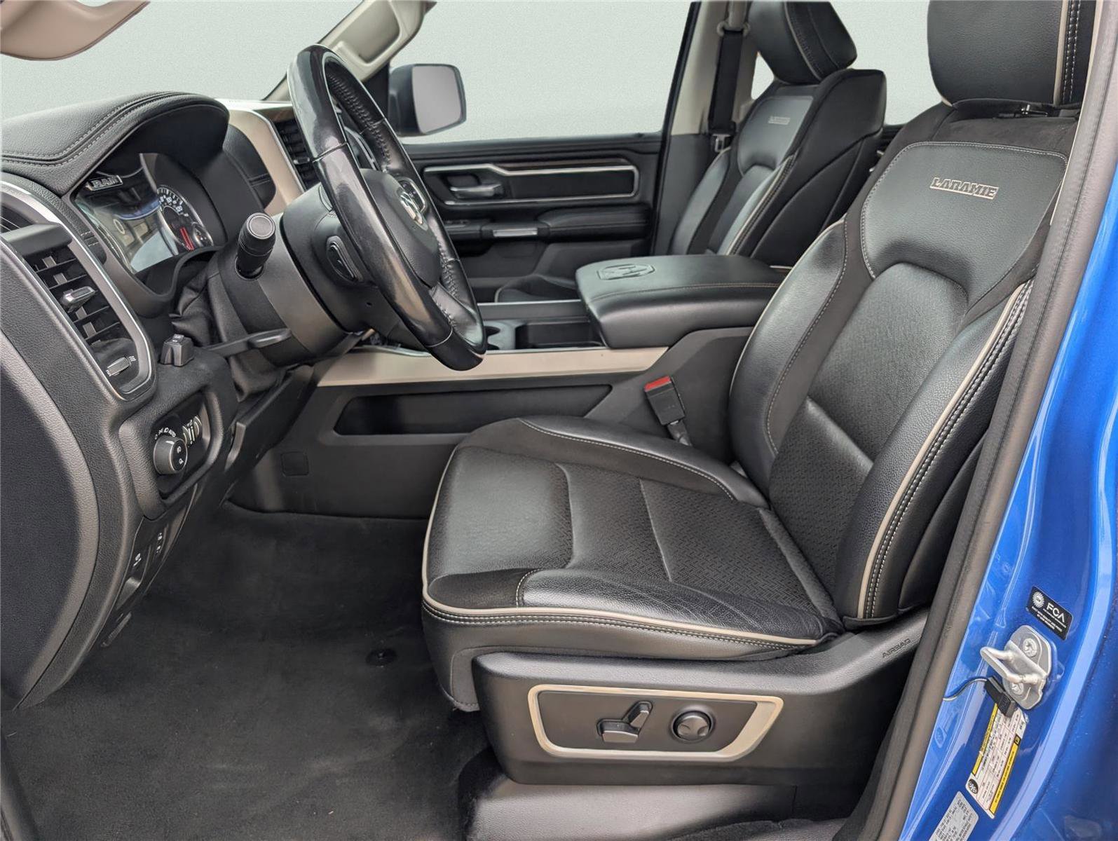 Used 2022 RAM 1500 Laramie image 11