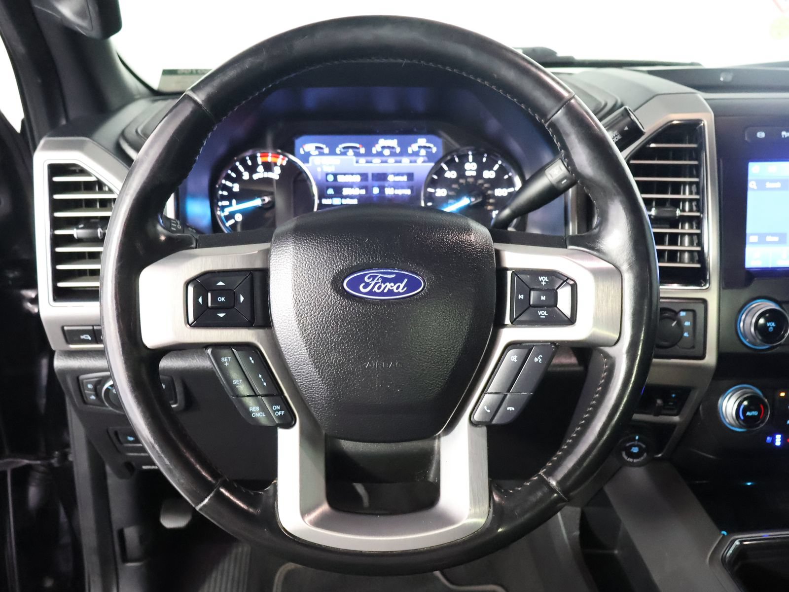 Used 2020 Ford F250 Platinum AWD/4WD image 26