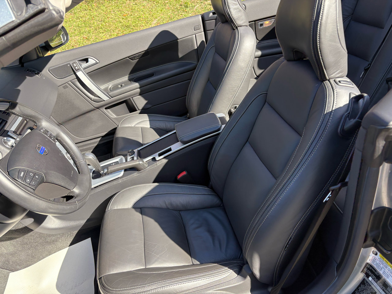 Used 2011 Volvo C70 T5 image 18