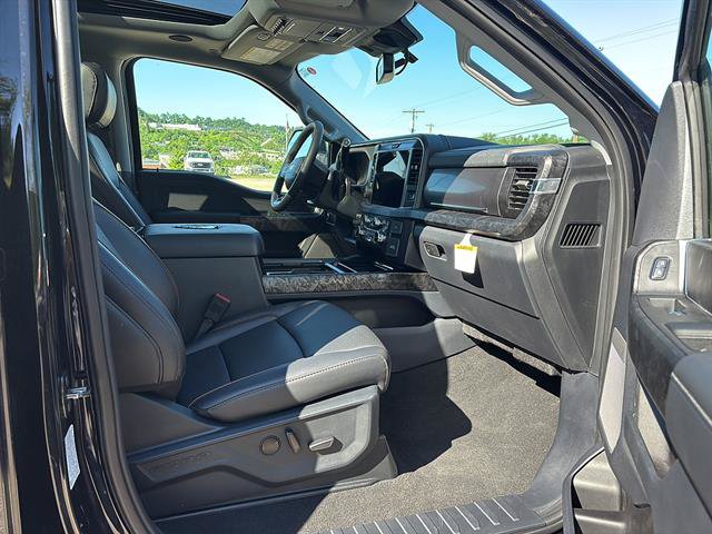 New 2026 Ford F250 Lariat w/ Black Appearance Package AWD/4WD image 20