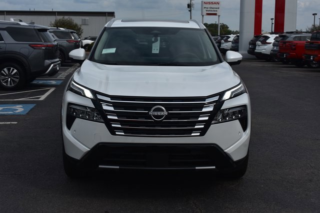 New 2026 Nissan Rogue Platinum w/ Platinum Premium Package image 2