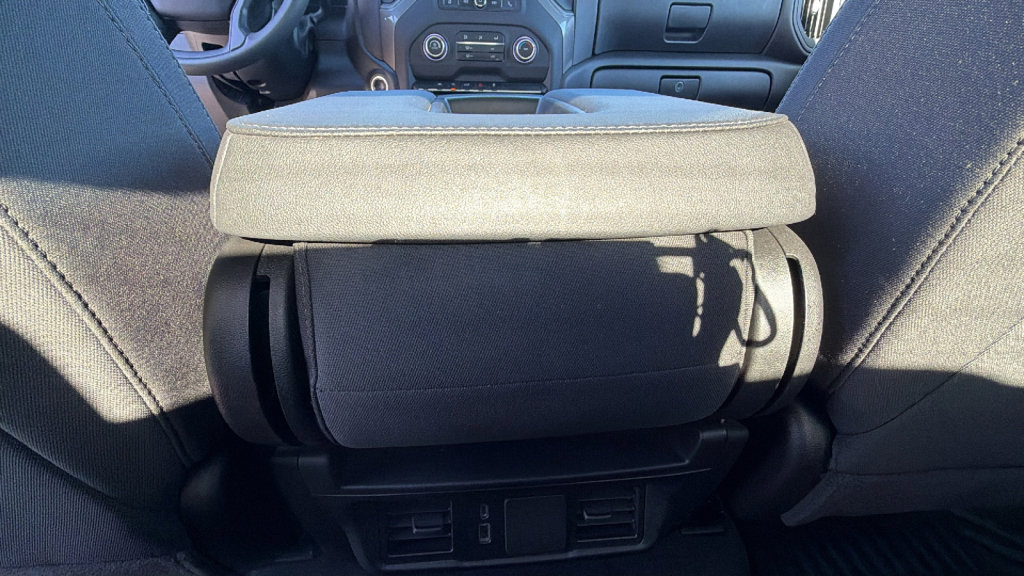 Used 2025 Chevrolet Silverado 1500 Custom image 25