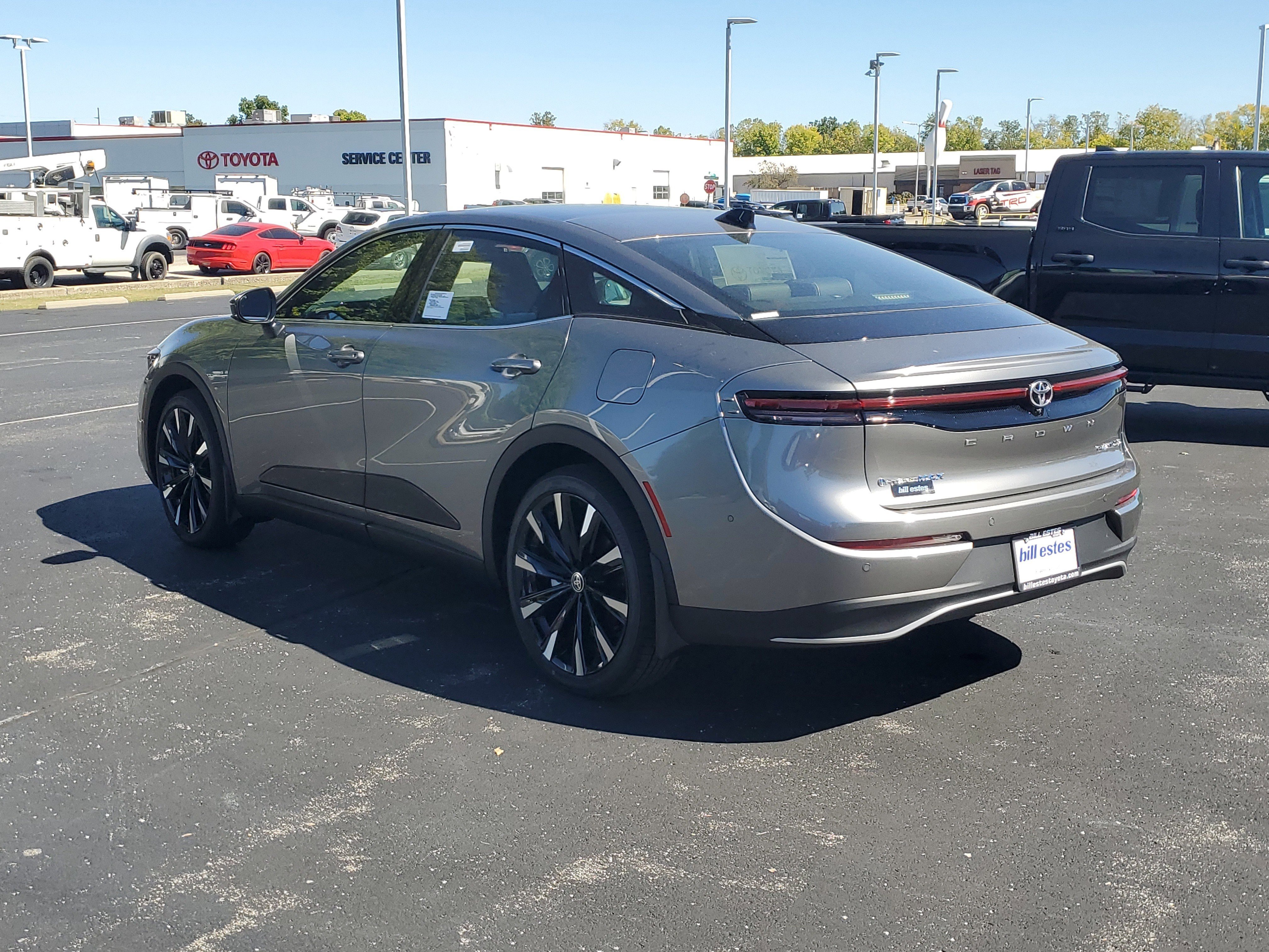 New 2026 Toyota Crown Platinum image 5