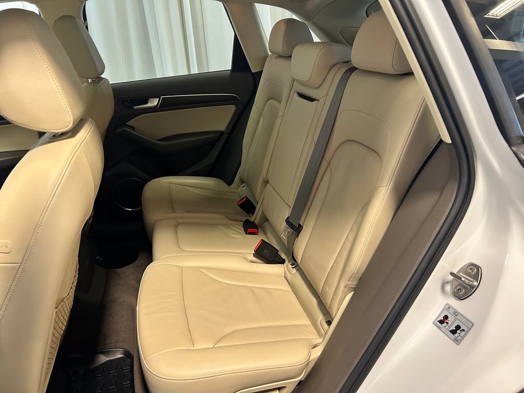 Used 2017 Audi Q5 3.0T Premium Plus w/ Technology Package AWD/4WD image 21