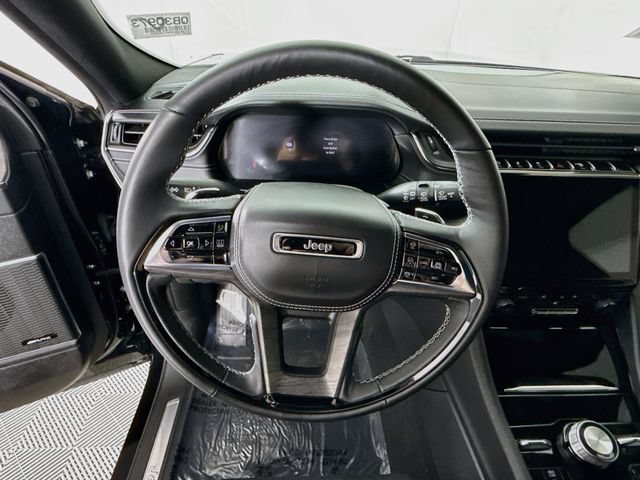 Used 2024 Jeep Grand Cherokee Overland w/ Adv Protech Group III AWD/4WD image 11