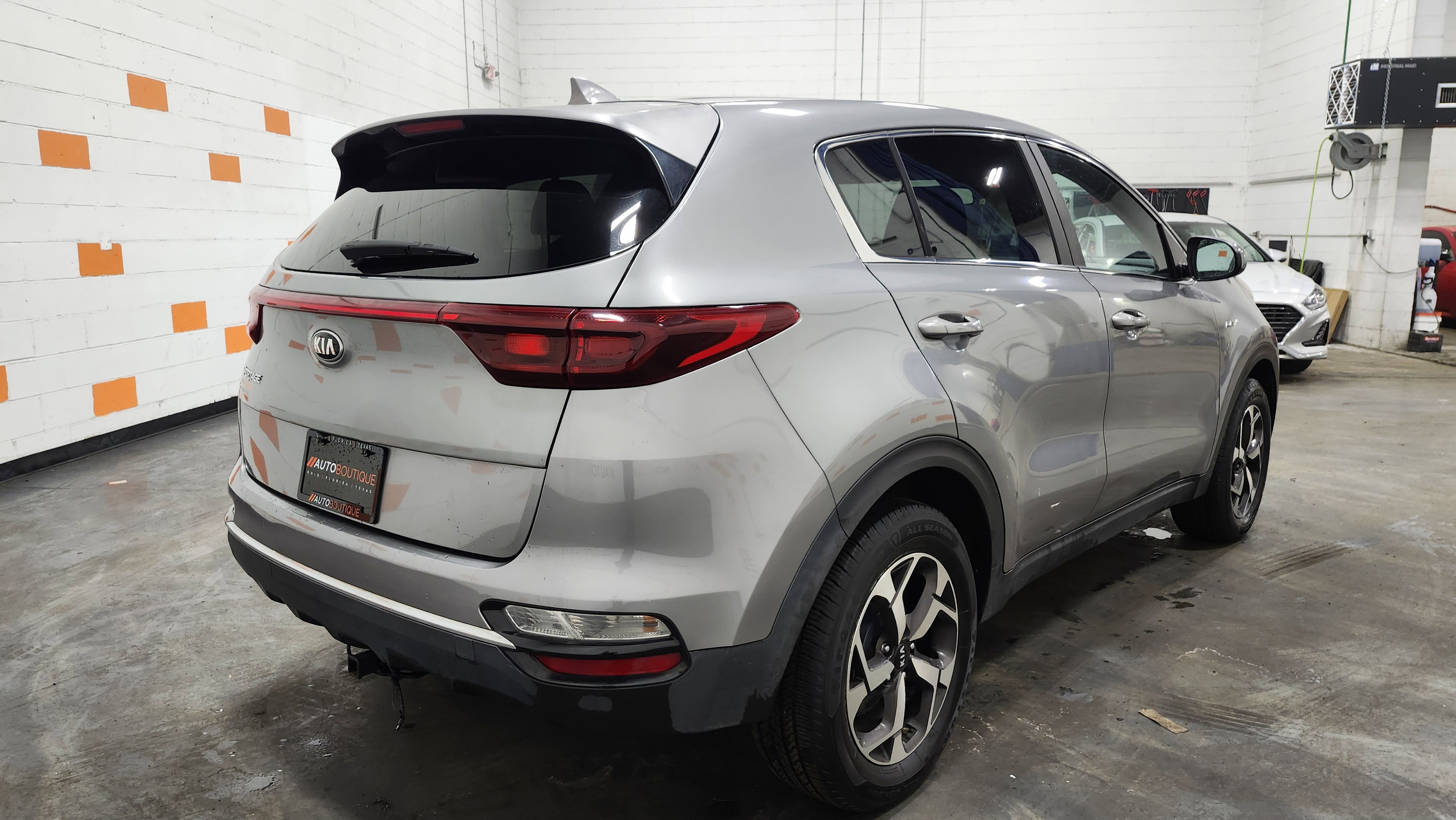 Used 2021 Kia Sportage LX image 15