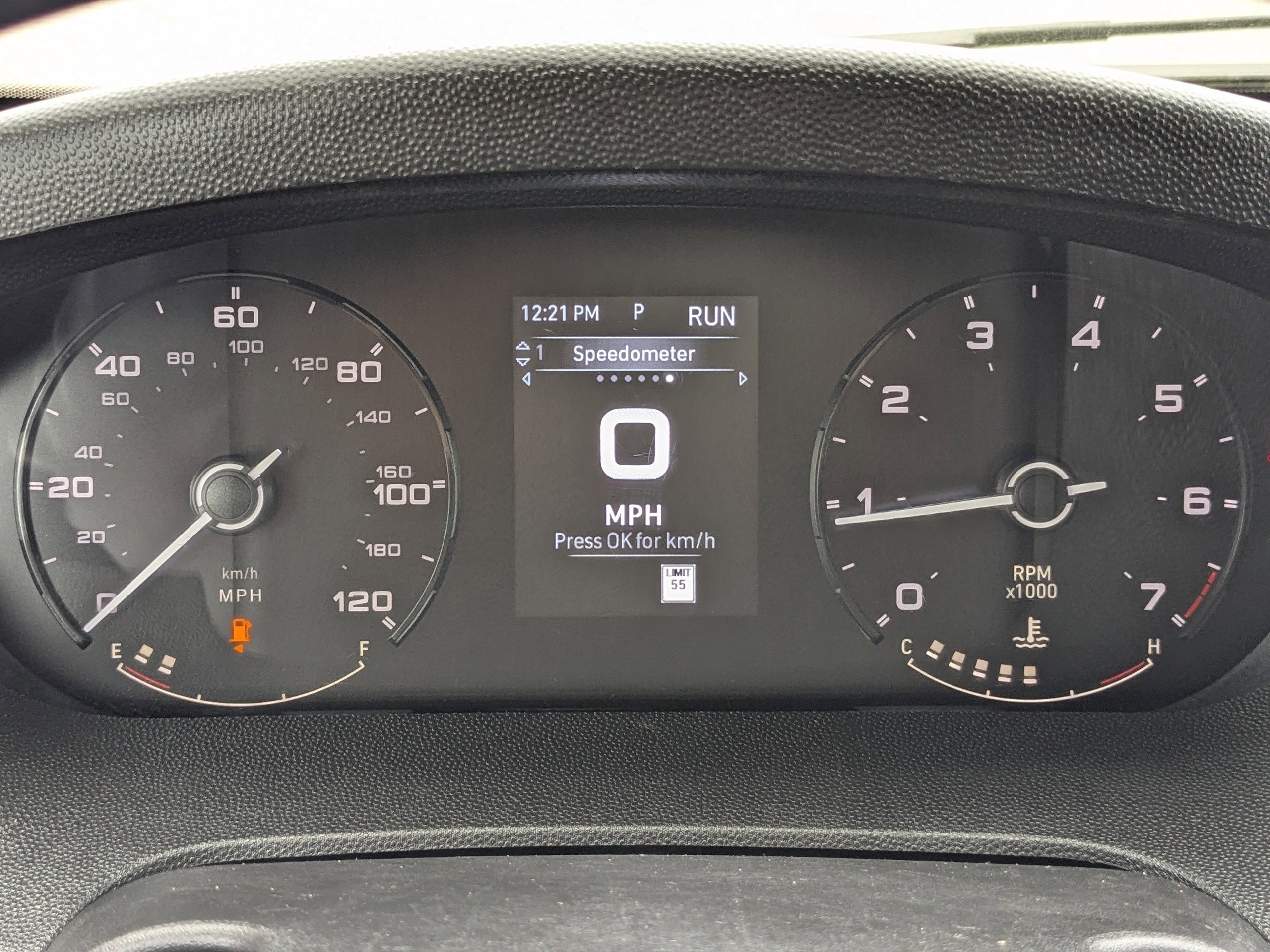 Used 2025 RAM ProMaster 2500 w/ Convenience Group image 28