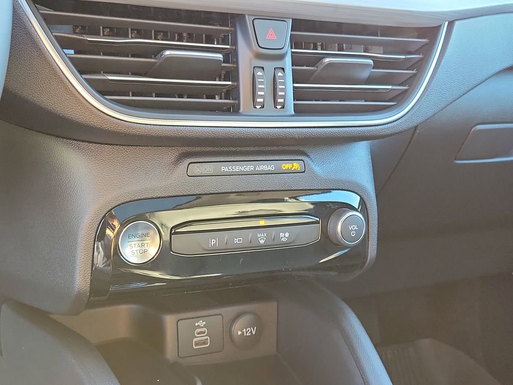 New 2026 Ford Escape Platinum w/ Premium Technology Package image 28