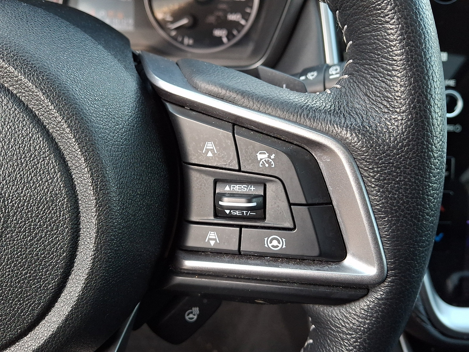 Used 2022 Subaru Outback Limited AWD/4WD image 21