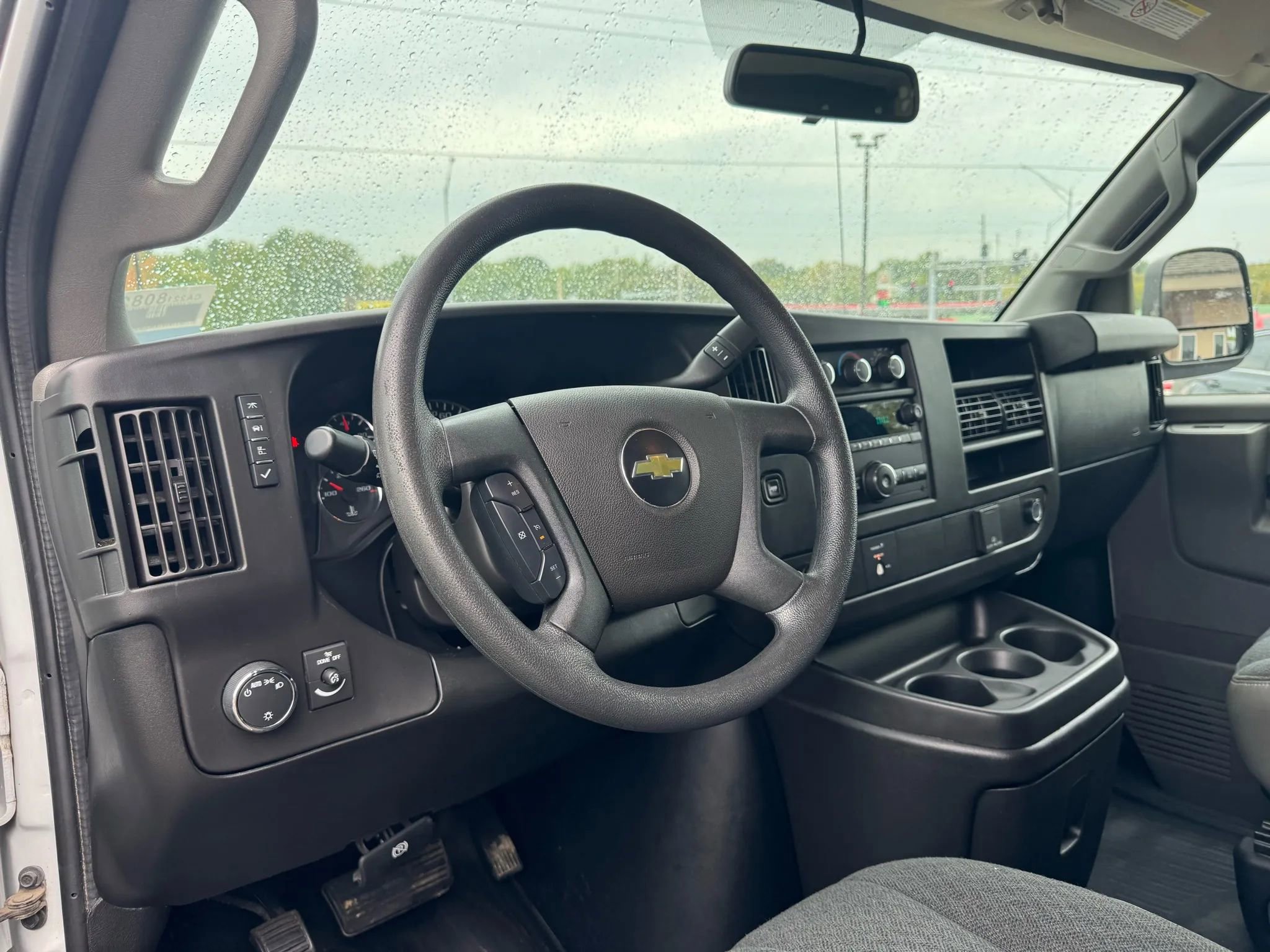 Used 2020 Chevrolet Express 2500 w/ Driver Convenience Package image 11