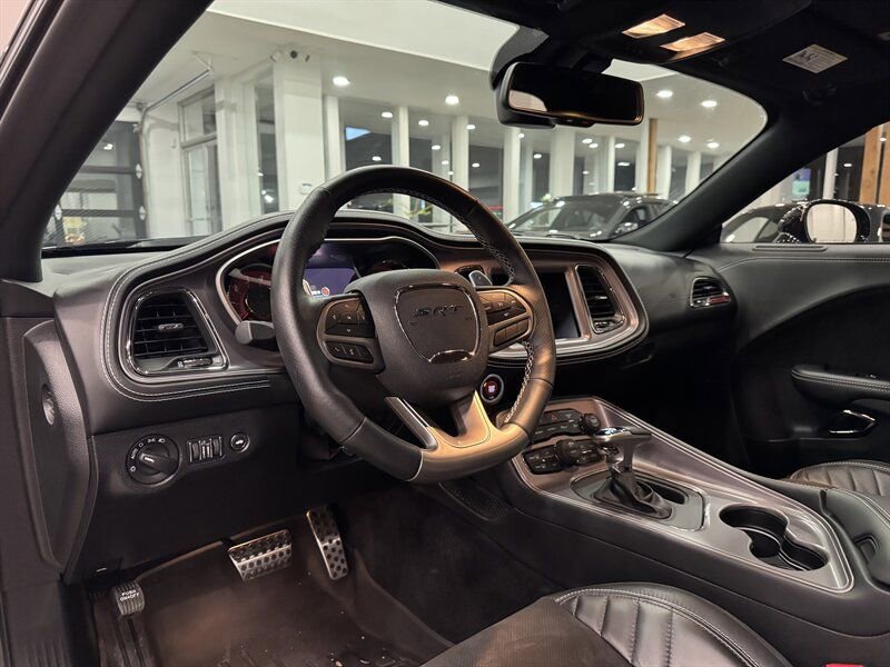 Used 2023 Dodge Challenger SRT Hellcat image 10