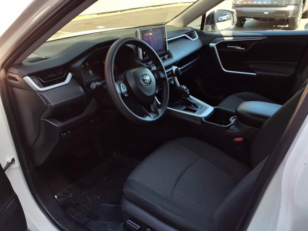 Certified 2025 Toyota RAV4 XLE w/ Convenience Package image 16