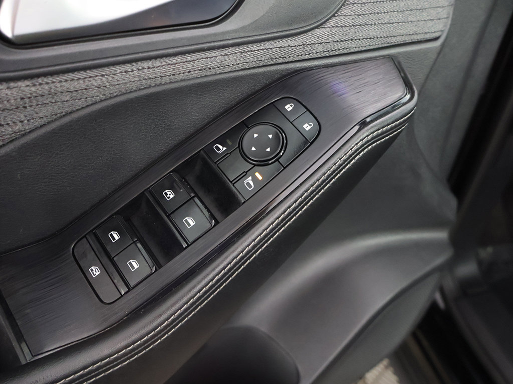 Used 2021 Nissan Rogue SV AWD/4WD image 39