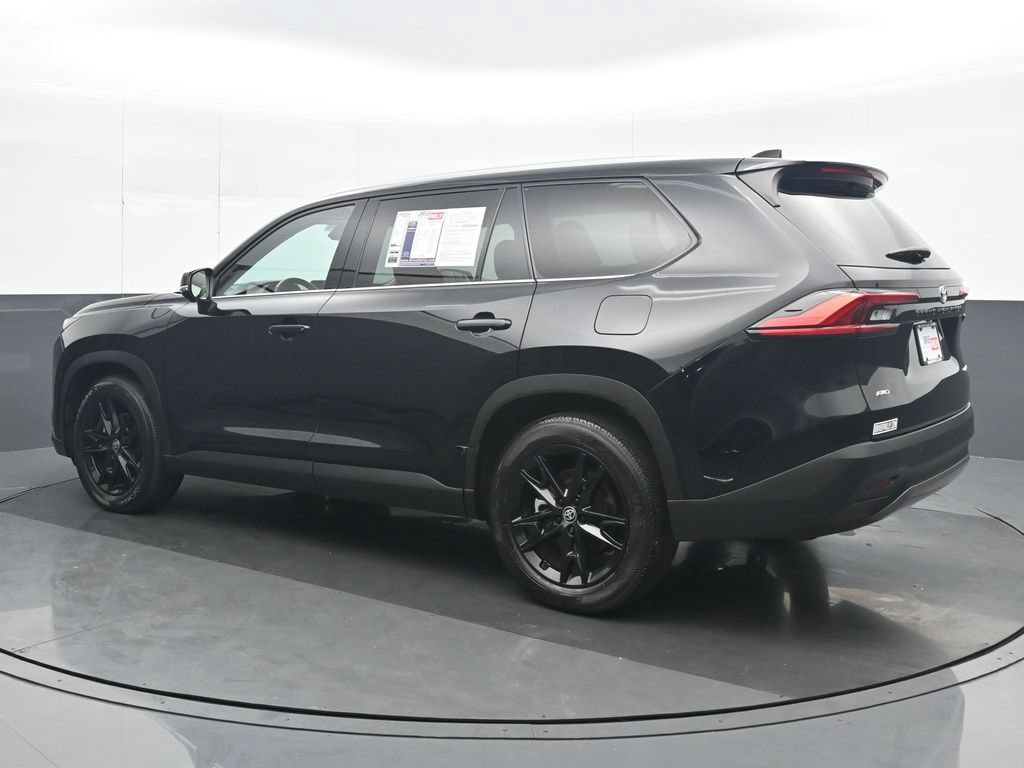 Used 2024 Toyota Grand Highlander AWD image 4