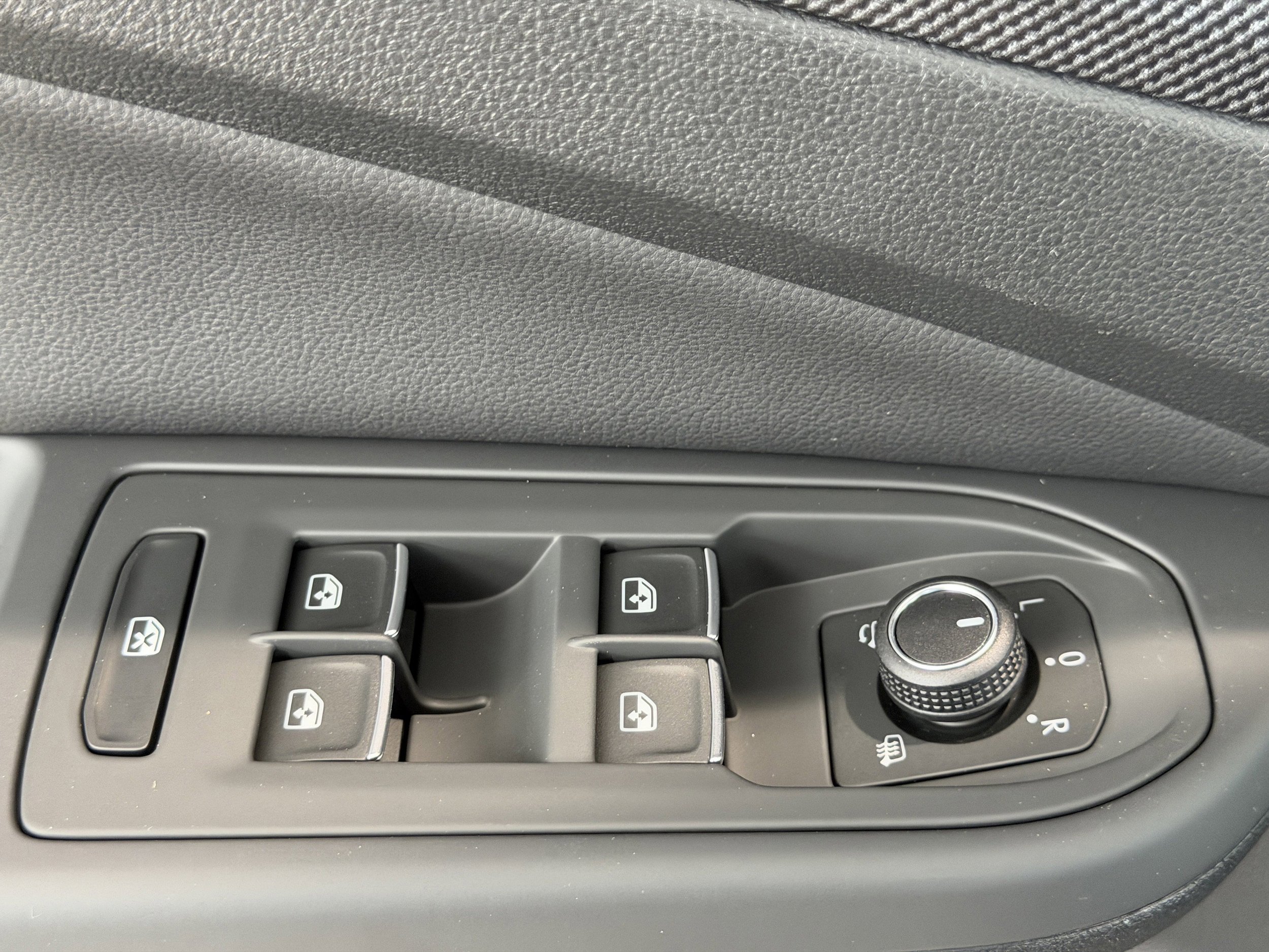 New 2026 Volkswagen Golf AWD/4WD image 13