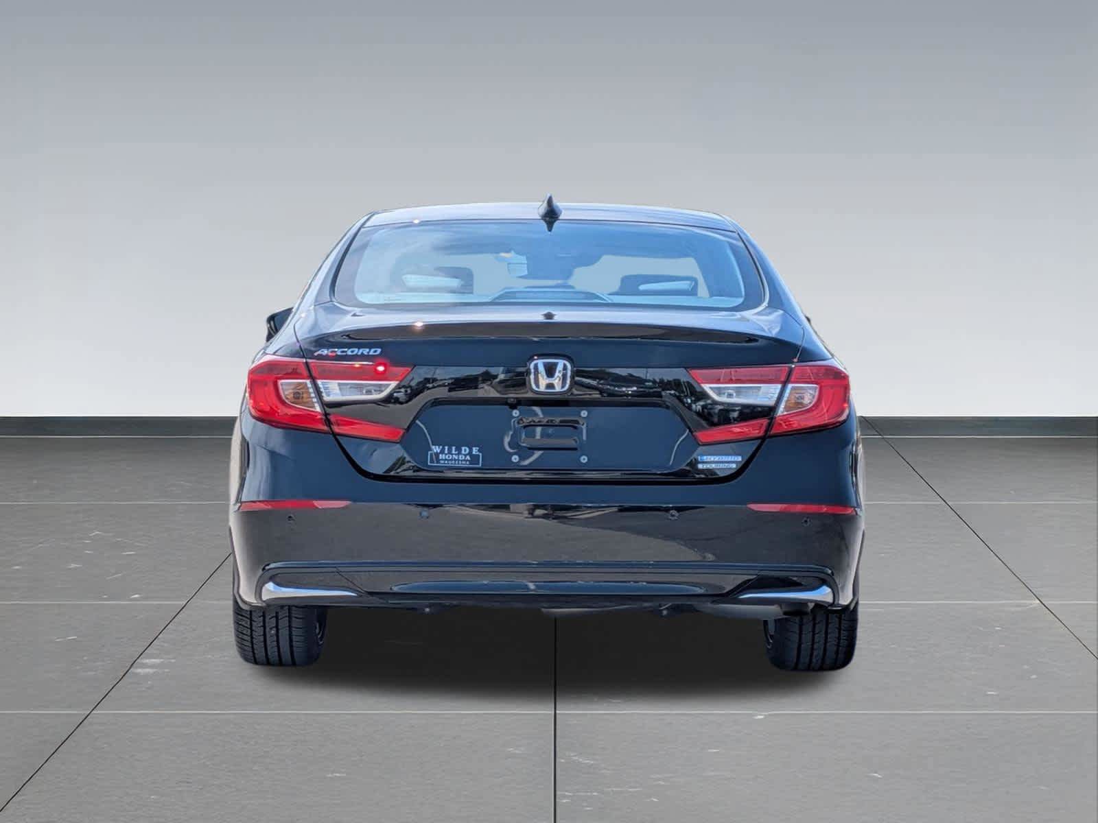 Used 2021 Honda Accord Touring image 4