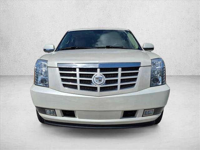 Used 2011 Cadillac Escalade 4WD Hybrid image 2