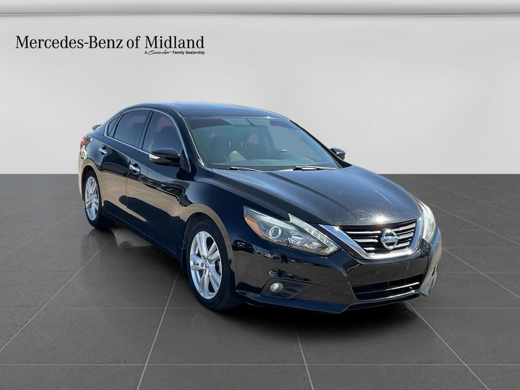 Used 2017 Nissan Altima 3.5 SL w/ 3.5SL Technology Package video 1